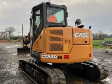 Pelle a chenilles avec Engcon